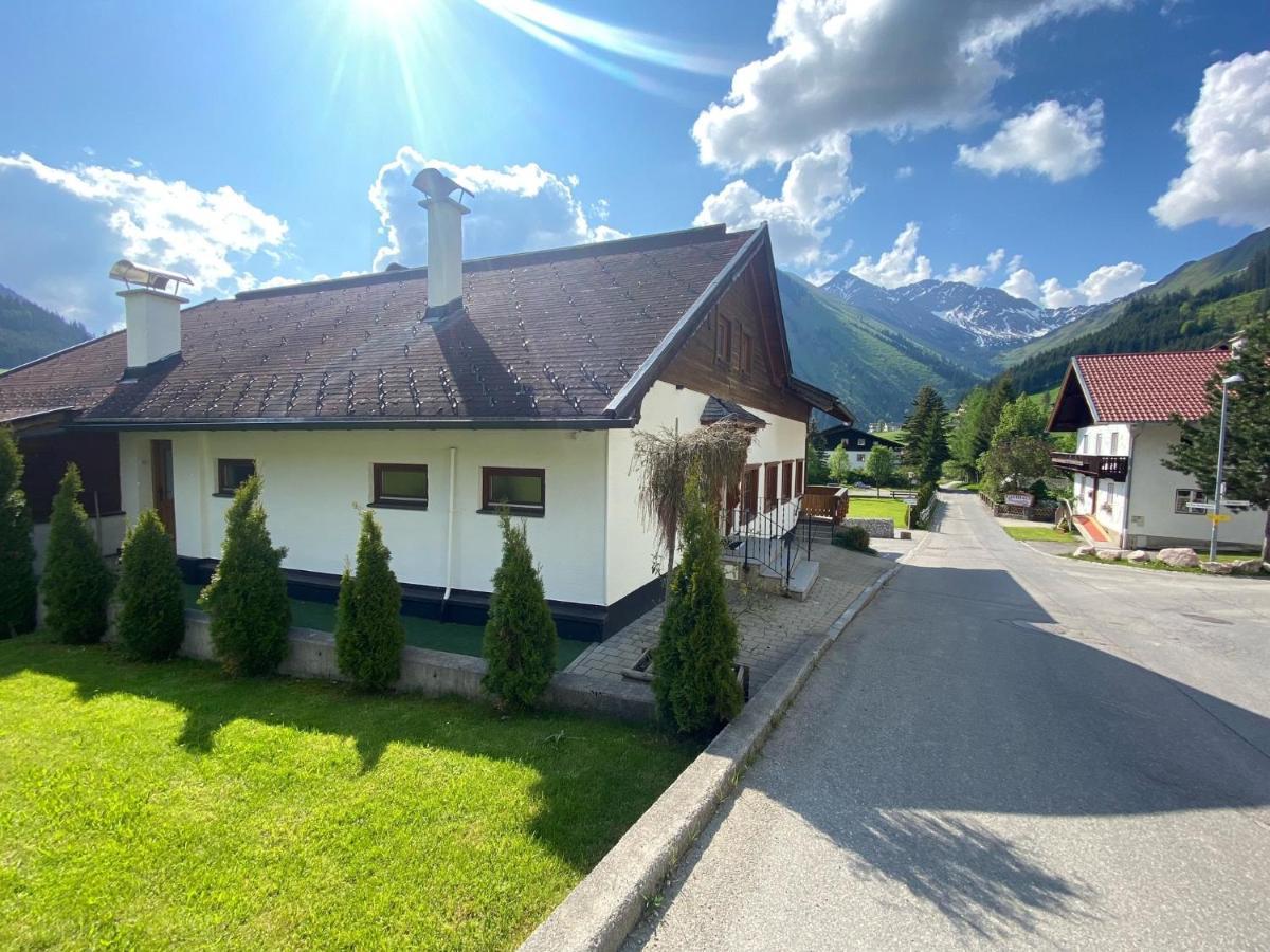 Alpin Haus Berwang Apartment Exterior photo